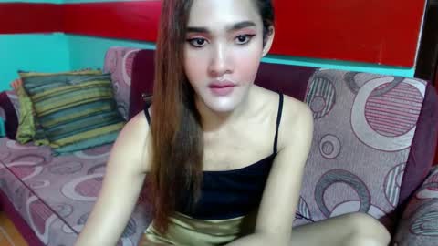 Carla online show from March 2025 05:18:02 AM