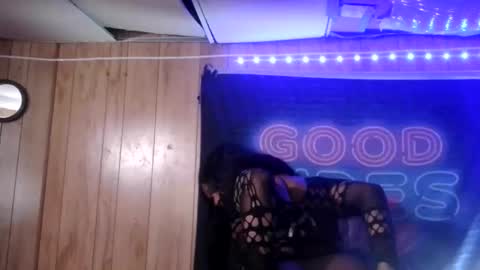 TsNitra online show from November 2025 07:40:01 AM