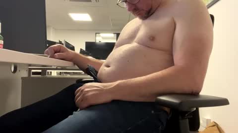 Snapshot of twickenhamthickshaft chatting on January 2025 04:06:01 AM Fred Eric Smitherton online show from January 2025 04:06:01 AM