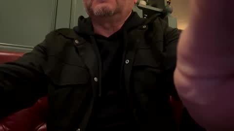 Snapshot of twickenhamthickshaft chatting on October 2025 07:57:02 PM Fred Eric Smitherton online show from October 2025 07:57:02 PM