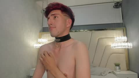 Un Slutty online show from December 2024 12:57:02 AM
