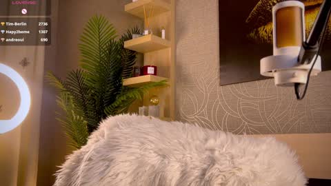 UnnaBella online show from February 2025 10:44:02 PM