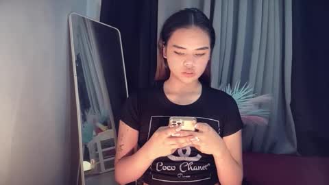 Snapshot of urasian_france69 chatting on November 2025 03:27:01 AM FRANCINE cum with me in pvt or pwrd online show from November 2025 03:27:01 AM