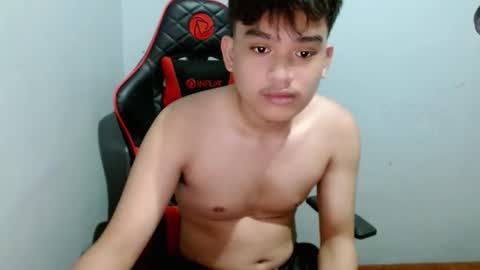 Snapshot of urasian_kentoyxx77 chatting on November 2025 11:46:02 AM Kentoy online show from November 2025 11:46:02 AM