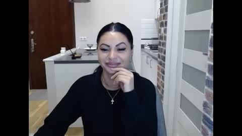 urchocolatexxx online show from September 2025 04:54:01 PM