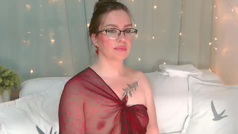 Silvia online show from January 2025 01:25:02 PM