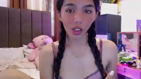 usweetcummer_kiana online show from September 2025 01:10:01 AM
