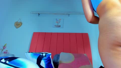 Snapshot of valen_rose0 chatting on January 2025 12:03:02 PM VALENTINA 3 online show from January 2025 12:03:02 PM