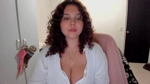valen_smile_ online show from December 2024 02:13:02 AM