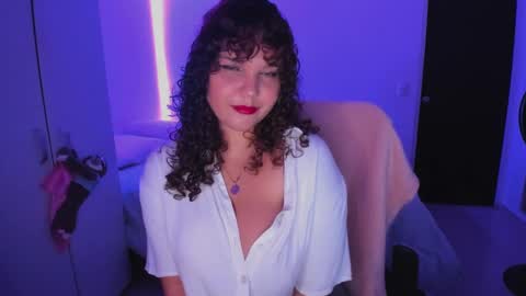 valen_smile_ online show from December 2024 01:55:02 AM