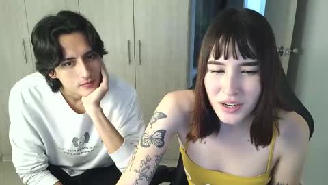 Valen and Joe online show from December 2025 09:53:01 PM