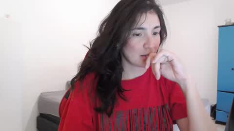 Valentina online show from February 2025 07:13:01 PM