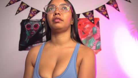 VALENTINA online show from October 2025 11:22:02 AM