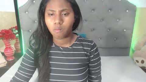 Snapshot of valentinavega18x chatting on November 2025 06:01:01 AM valentina vega online show from November 2025 06:01:01 AM