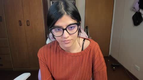 Snapshot of valerie__sky chatting on January 2025 03:01:02 AM Val online show from January 2025 03:01:02 AM