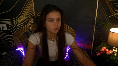 Snapshot of valeryroyale chatting on December 2024 10:49:01 AM Valery online show from December 2024 10:49:01 AM