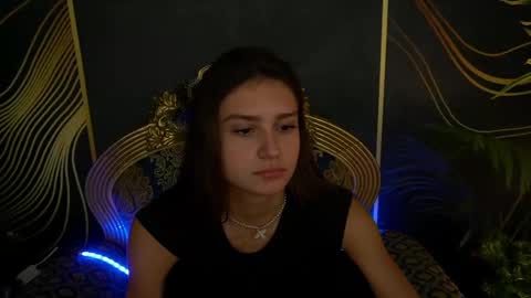 Snapshot of valeryroyale chatting on January 2025 10:51:01 AM Valery online show from January 2025 10:51:01 AM