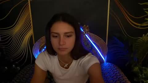 Snapshot of valeryroyale chatting on January 2025 12:28:02 PM Valery online show from January 2025 12:28:02 PM