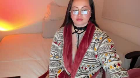 My name is Valery... Nice to meet you  thumb up me please its important online show from January 2025 03:07:02 AM