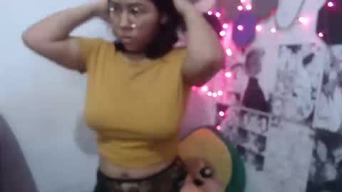 Snapshot of vanesa_20 chatting on January 2025 07:17:01 AM vanesa_20 online show from January 2025 07:17:01 AM