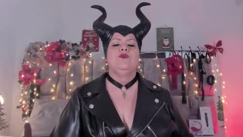 Vanessa online show from December 2024 03:04:01 PM