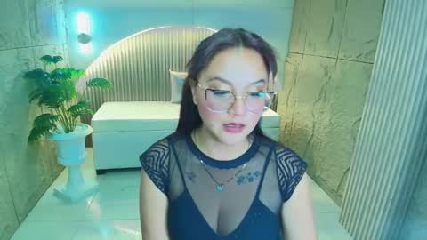 VANESSA online show from September 2025 02:57:02 AM