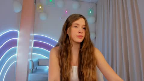 velvet_cherry online show from February 2025 03:30:02 PM