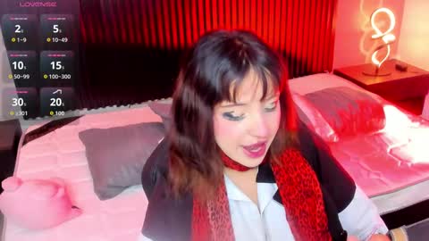 velvet_fangs222 online show from September 2025 08:23:01 PM