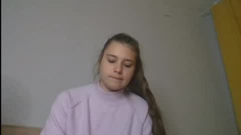 Snapshot of velveted_ivy chatting on November 2025 01:00:02 PM velveted_ivy online show from November 2025 01:00:02 PM