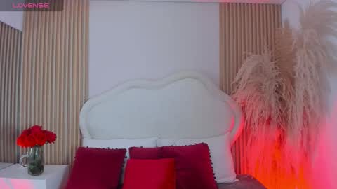 Vera  online show from December 2025 03:12:01 AM