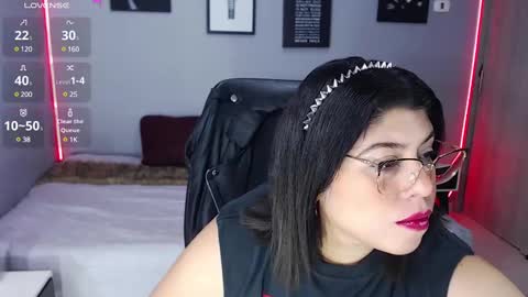 Miss Veronika online show from March 2025 12:11:02 PM