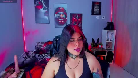 Miss Veronika online show from September 2025 07:13:02 PM