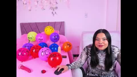 Snapshot of victoria_16_ chatting on December 2025 05:48:01 AM victoria_16_ online show from December 2025 05:48:01 AM