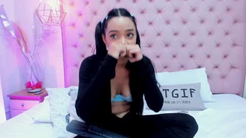 victoria_kitt online show from December 2024 01:04:02 AM