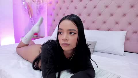 victoria_kitt online show from January 2025 07:07:02 PM