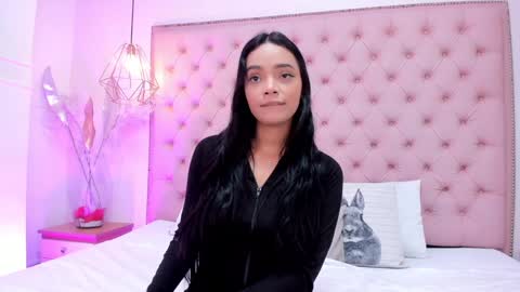 victoria_kitt online show from January 2025 07:02:02 PM