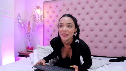 victoria_kitt online show from January 2025 01:13:02 AM