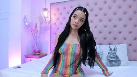 victoria_kitt online show from January 2025 07:24:01 PM