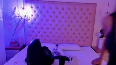 victoria_kitt online show from September 2025 07:39:02 PM