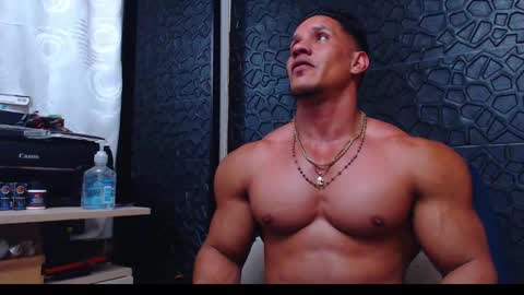 Viktor Herrera online show from December 2024 02:09:01 AM