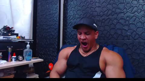 Viktor Herrera online show from January 2025 04:02:02 PM