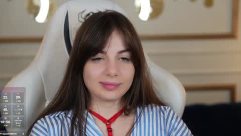 Snapshot of viktoria_storm chatting on January 2025 10:40:01 AM Alisa online show from January 2025 10:40:01 AM