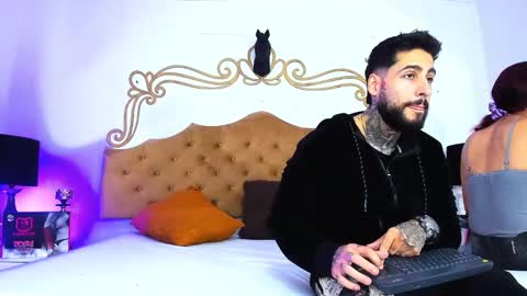 Vinvent and Mishell online show from September 2025 11:44:01 AM