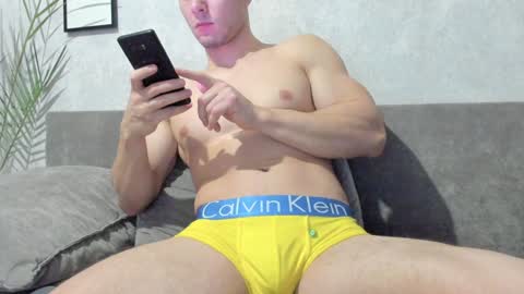 Vincent.  uncut 18cm online show from January 2025 03:18:01 PM