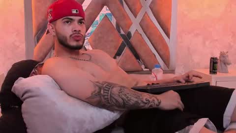 Vincent online show from September 2025 03:58:02 PM