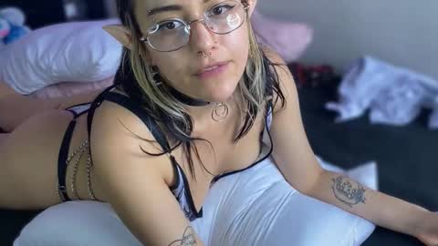 Violete Hentai01 online show from March 2025 06:59:02 PM