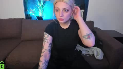 violet_oblivion online show from September 2025 09:04:02 PM