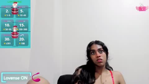 Snapshot of violett_lara chatting on December 2024 10:05:01 PM violett online show from December 2024 10:05:01 PM