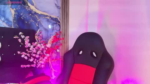 viollet_jhonson online show from September 2025 04:26:01 AM