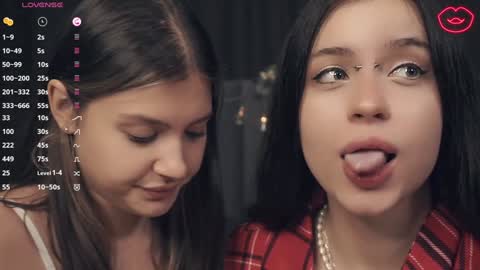 Nelly and Mari online show from December 2024 07:33:02 AM